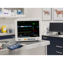 Monitor pacjenta PM-15 | 15" TFT LED, 12-odprowadzeniowe EKG, ekran dotykowy — w gabinecie weterynaryjnym